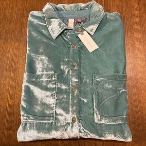 Brand new with tags Anthropology pilcrc super soft velvet button up SZ 4